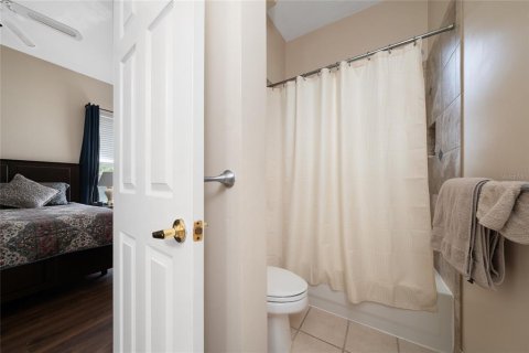 House in Orlando, Florida 4 bedrooms, 264.4 sq.m. № 1654821 - photo 26