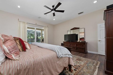 House in Orlando, Florida 4 bedrooms, 264.4 sq.m. № 1654821 - photo 21