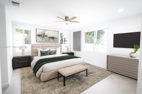 House in Miami, Florida 3 bedrooms, 218.97 sq.m. № 1943354 - photo 14