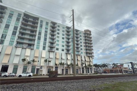 Copropriété à vendre à Hollywood, Floride: 2 chambres, 111.95 m2 № 1998123 - photo 28