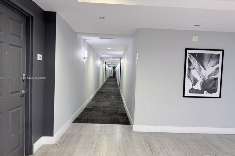 Copropriété à vendre à Hollywood, Floride: 2 chambres, 111.95 m2 № 1998123 - photo 26