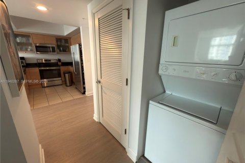 Copropriété à vendre à Hollywood, Floride: 2 chambres, 111.95 m2 № 1998123 - photo 15