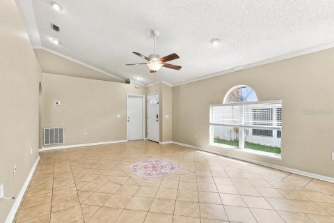 Villa ou maison à louer à Sanford, Floride: 4 chambres, 130.62 m2 № 2389449 - photo 3