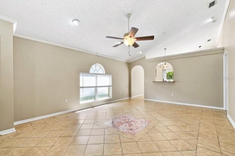 Villa ou maison à louer à Sanford, Floride: 4 chambres, 130.62 m2 № 2389449 - photo 5