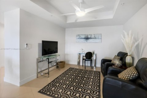 Copropriété à vendre à Pompano Beach, Floride: 2 chambres, 168.62 m2 № 1756242 - photo 26