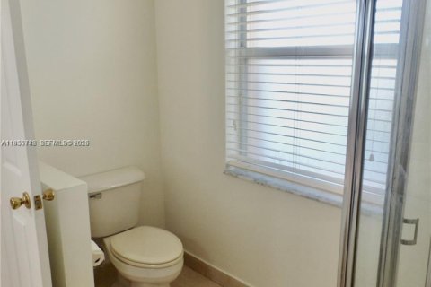 Снять в аренду таунхаус в Мирамар, Флорида 3 спальни, 182.09м2, № 2009712 - фото 21