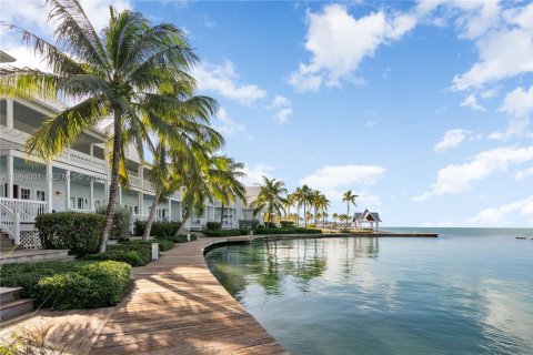 Купить таунхаус в Марафон, Флорида 3 спальни, 122.63м2, № 2055704 - фото 4