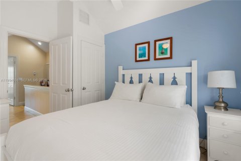 Купить таунхаус в Марафон, Флорида 3 спальни, 122.63м2, № 2055704 - фото 29