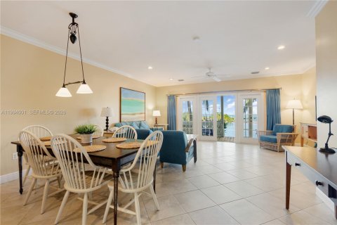 Купить таунхаус в Марафон, Флорида 3 спальни, 122.63м2, № 2055704 - фото 11