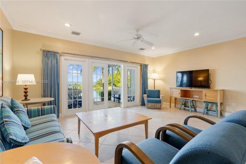 Купить таунхаус в Марафон, Флорида 3 спальни, 122.63м2, № 2055704 - фото 13