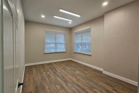 Снять в аренду коммерческую недвижимость в Алачуа, Флорида 232.26м2, № 996646 - фото 26