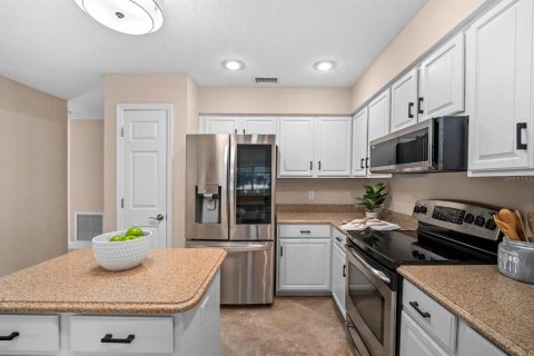Villa ou maison à vendre à Valrico, Floride: 4 chambres, 245.63 m2 № 2395709 - photo 13