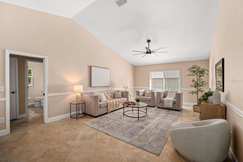 Villa ou maison à vendre à Valrico, Floride: 4 chambres, 245.63 m2 № 2395709 - photo 18