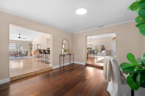 Villa ou maison à vendre à Valrico, Floride: 4 chambres, 245.63 m2 № 2395709 - photo 8