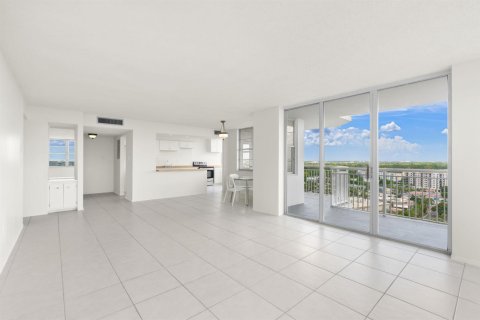 Купить кондоминиум в Авентура, Флорида 3 комнаты, 149.11м2, № 2086105 - фото 9
