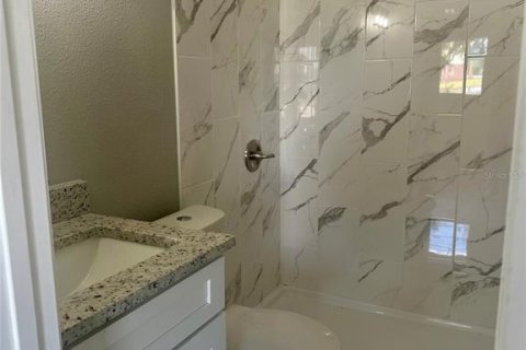 House in Kissimmee, Florida 2 bedrooms, 67.63 sq.m. № 1337333 - photo 4