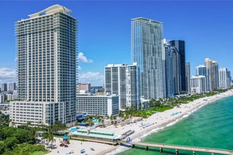 Copropriété à louer à Sunny Isles Beach, Floride: 2 chambres, 117.61 m2 № 1860799 - photo 3
