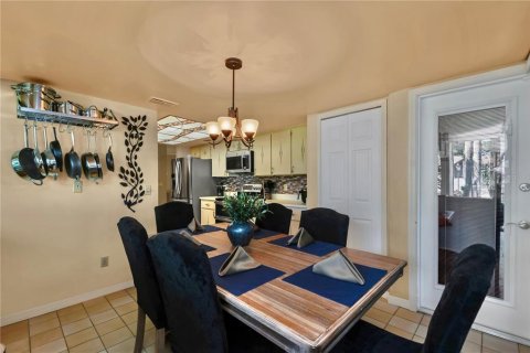 Touwnhouse à vendre à Orlando, Floride: 2 chambres, 124.77 m2 № 2322417 - photo 7