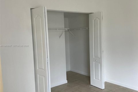 Купить кондоминиум в Майами, Флорида 2 комнаты, 105.91м2, № 2027308 - фото 16