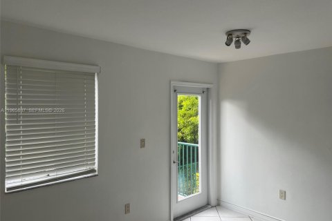 Купить кондоминиум в Майами, Флорида 2 комнаты, 105.91м2, № 2027308 - фото 8