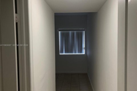 Купить кондоминиум в Майами, Флорида 2 комнаты, 105.91м2, № 2027308 - фото 11