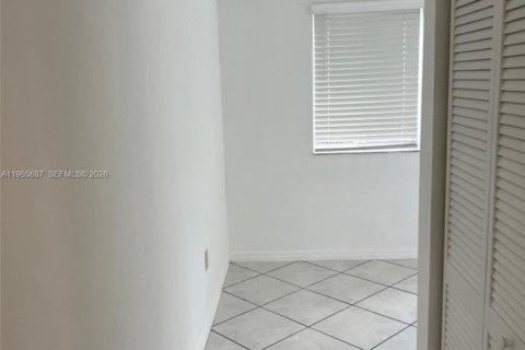 Купить кондоминиум в Майами, Флорида 2 комнаты, 105.91м2, № 2027308 - фото 5