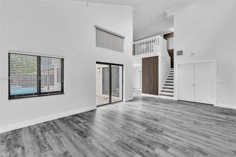 Casa en alquiler en Hialeah, Florida, 4 dormitorios, 249.91 m2 № 2066087 - foto 21