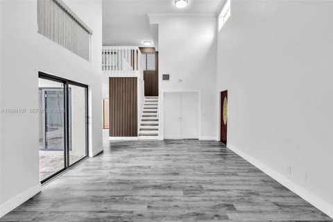 Casa en alquiler en Hialeah, Florida, 4 dormitorios, 249.91 m2 № 2066087 - foto 20