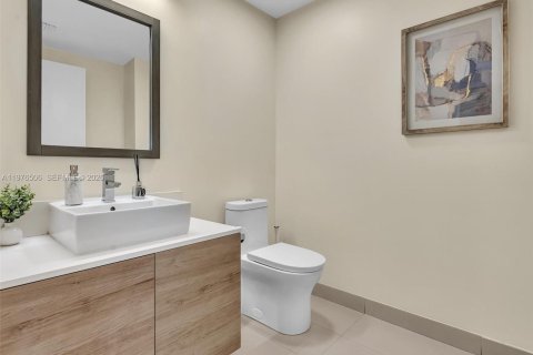 Купить кондоминиум в Бей-Харбор-Айлендс, Флорида 4 спальни, 179.21м2, № 2041494 - фото 18