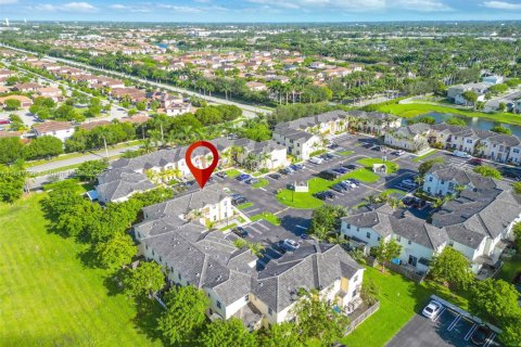 Condominio en venta en Homestead, Florida, 3 dormitorios, 106.93 m2 № 1847716 - foto 20
