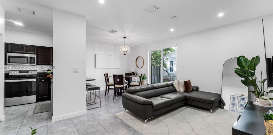 Condominio en Homestead, Florida, 3 dormitorios № 1847716