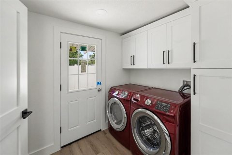 Townhouse in Tampa, Florida 2 bedrooms, 86.21 sq.m. № 2391008 - photo 8