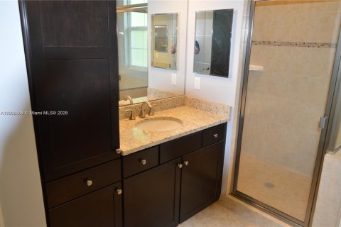 Снять в аренду таунхаус в Дейви, Флорида 3 спальни, 161.09м2, № 1963191 - фото 16