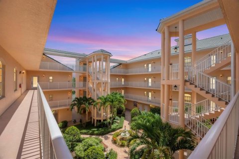 Copropriété à vendre à Venice, Floride: 3 chambres, 129.97 m2 № 1811009 - photo 2