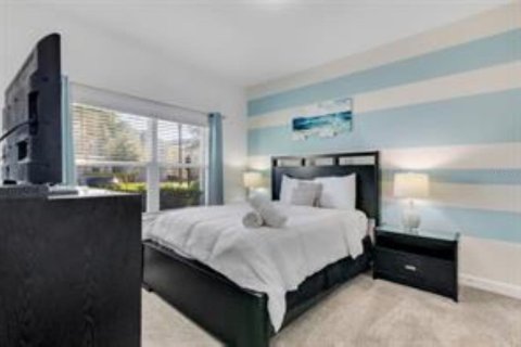 Touwnhouse à vendre à Davenport, Floride: 4 chambres, 177.81 m2 № 2380888 - photo 4