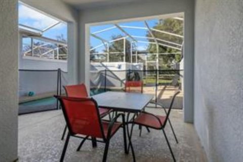 Touwnhouse à vendre à Davenport, Floride: 4 chambres, 177.81 m2 № 2380888 - photo 15