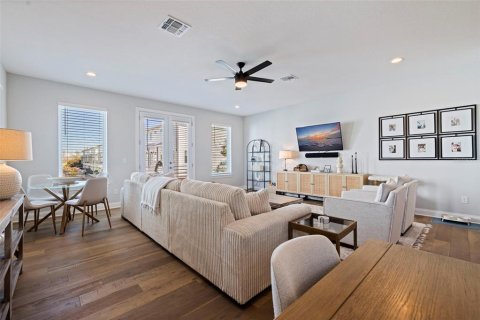 Touwnhouse à vendre à Tampa, Floride: 3 chambres, 197.97 m2 № 2142314 - photo 19