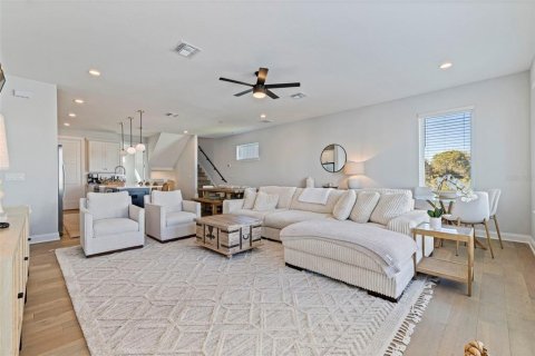 Touwnhouse à vendre à Tampa, Floride: 3 chambres, 197.97 m2 № 2142314 - photo 21