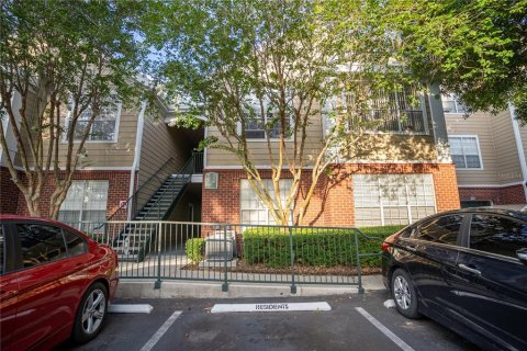 Copropriété à vendre à Orlando, Floride: 2 chambres, 96.99 m2 № 1832075 - photo 1