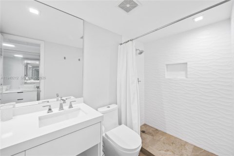 Condominio en alquiler en Miami Beach, Florida, 2 dormitorios, 97.27 m2 № 2152689 - foto 11