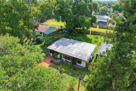 House in Pinellas Park, Florida 2 bedrooms, 62.43 sq.m. № 2236881 - photo 7