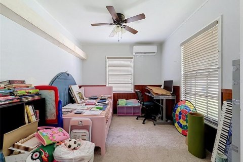 House in Pinellas Park, Florida 2 bedrooms, 62.43 sq.m. № 2236881 - photo 25