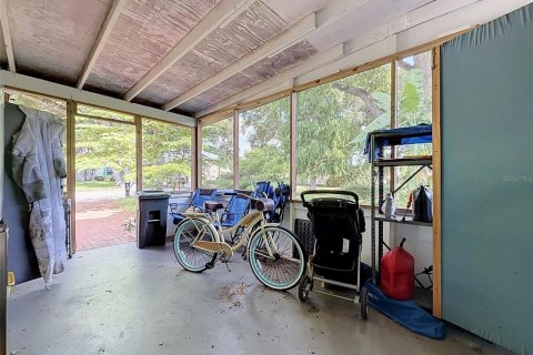 House in Pinellas Park, Florida 2 bedrooms, 62.43 sq.m. № 2236881 - photo 29