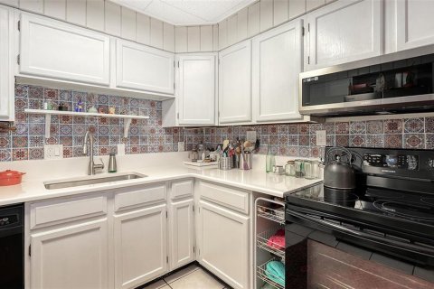 Купить виллу или дом в Сарасота, Флорида 5 комнат, 104.05м2, № 1907863 - фото 25
