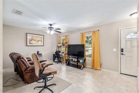 House in Ocala, Florida 3 bedrooms, 100.98 sq.m. № 1808859 - photo 9