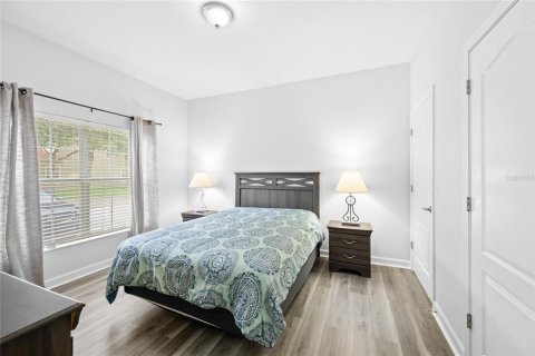 Touwnhouse à vendre à Kissimmee, Floride: 4 chambres, 176.7 m2 № 2424227 - photo 20