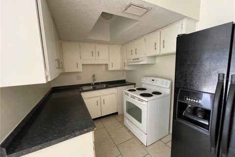 Appartement à louer à Largo, Floride: 2 chambres, 70.61 m2 № 1866073 - photo 5