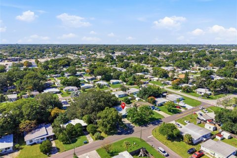 Villa ou maison à louer à Largo, Floride: 2 chambres, 84.45 m2 № 2431754 - photo 18