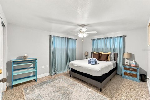Villa ou maison à louer à Largo, Floride: 2 chambres, 84.45 m2 № 2431754 - photo 11