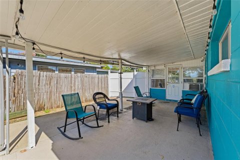 Villa ou maison à louer à Largo, Floride: 2 chambres, 84.45 m2 № 2431754 - photo 13
